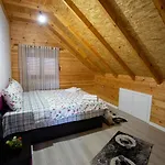 Kadiu Villa Korce